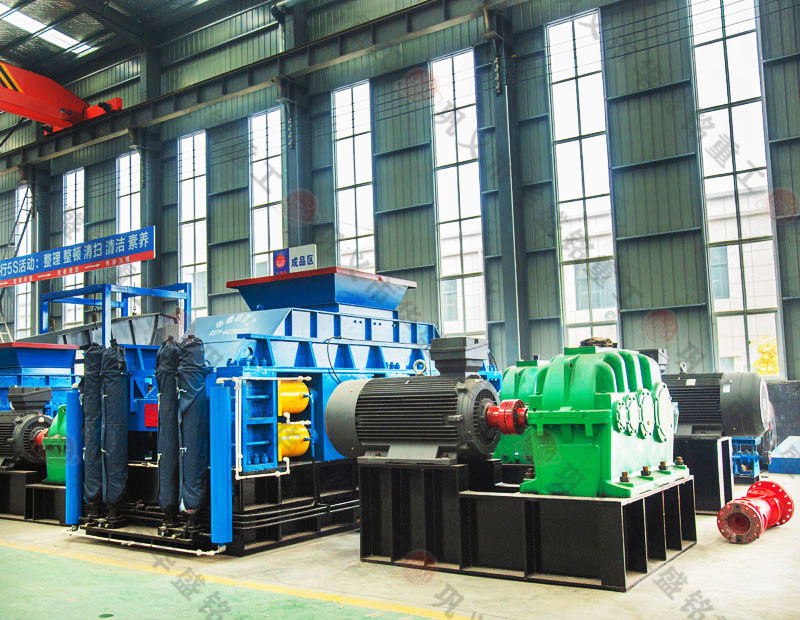 對(duì)輥制砂機(jī)廠家報(bào)價(jià)多少錢？優(yōu)勢(shì)有哪些？